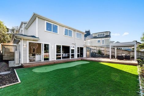 Photo of property in 9c Olwyn Place, Greenhithe, Auckland, 0632