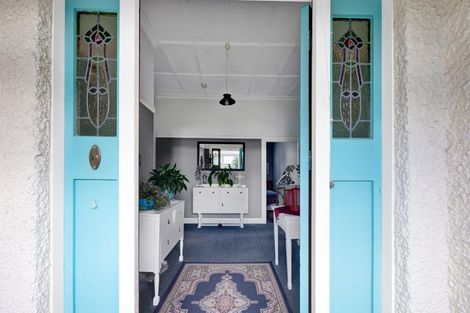 Photo of property in 3 George Street, Hawera, 4610