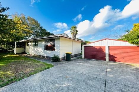 Photo of property in 96 Kayes Road, Pukekohe, 2120