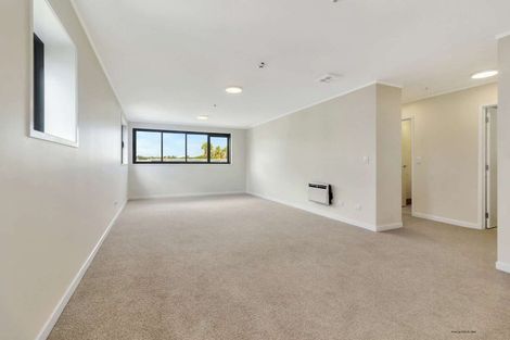 Photo of property in Morning Star Units, 3e/19 Morning Star Place, Mount Albert, Auckland, 1025