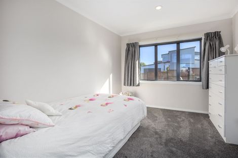 Photo of property in 14 Nelson Avenue, Aotea, Porirua, 5024