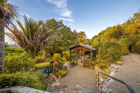 Photo of property in 142 Rocklands Road, Clifton, Takaka, 7183