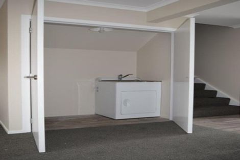 Photo of property in 1/16 May Street, Hamilton East, Hamilton, 3216