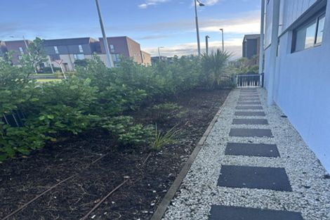 Photo of property in 1/73 Hobsonville Point Road, Hobsonville, Auckland, 0616