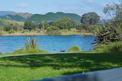 Photo of property in 200 Tutere Street, Waikanae Beach, Waikanae, 5036