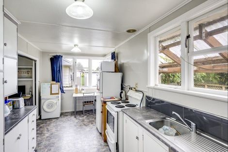 Photo of property in 1103 Jellicoe Street, Mayfair, Hastings, 4122