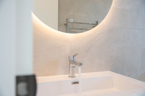 Photo of property in 9f O'donn Avenue, Beach Haven, Auckland, 0626