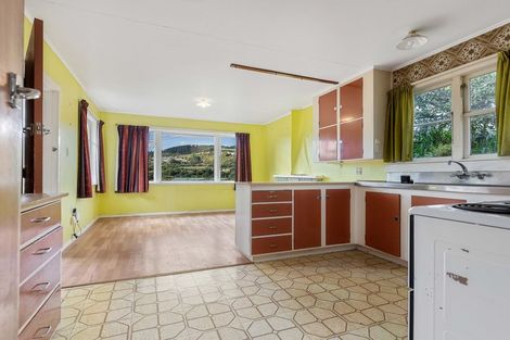 Photo of property in 243 Main Road, Tawa, Wellington, 5028
