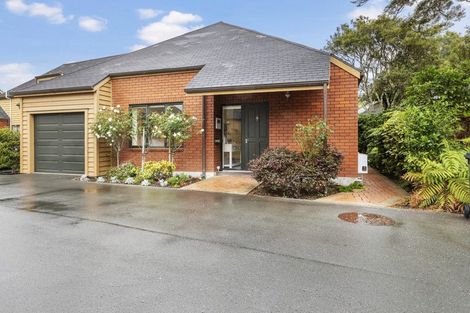 Photo of property in 20 Futuna Close, Karori, Wellington, 6012