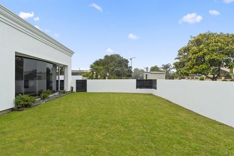 Photo of property in 133 Gravatt Road, Papamoa Beach, Papamoa, 3118