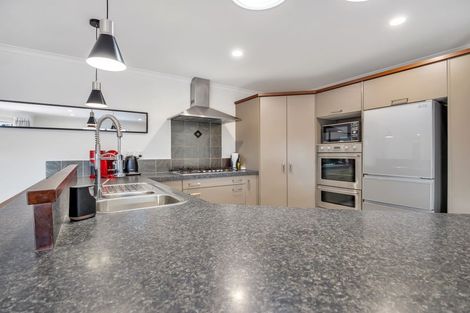 Photo of property in 8 Farleigh Close, Huntington, Hamilton, 3210