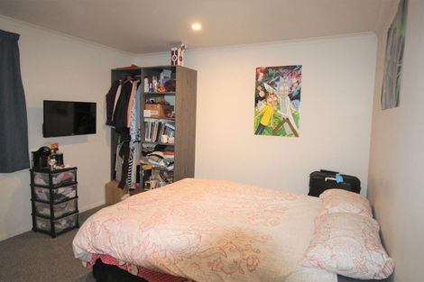 Photo of property in Includes 135, 137 Harbour Tce, 139 Harbour Terrace, North Dunedin, Dunedin, 9016