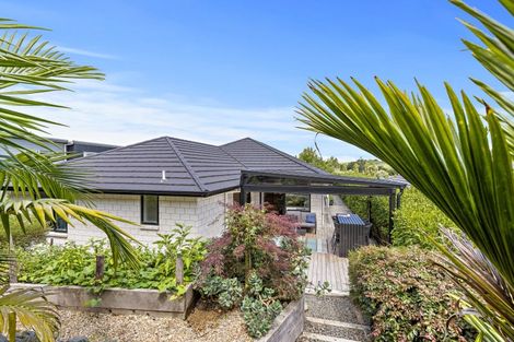 Photo of property in 22 Laly Haddon Place, Matakana, Warkworth, 0985