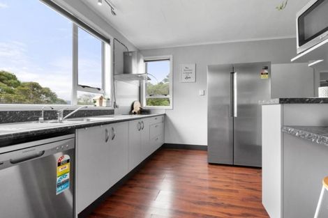 Photo of property in 8 Cedar Street, Maungaraki, Lower Hutt, 5010