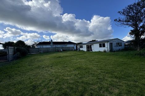 Photo of property in 54 Muir Avenue, Mangere Bridge, Auckland, 2022