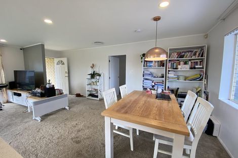 Photo of property in 15 Robin Brooke Drive, Flat Bush, Auckland, 2019