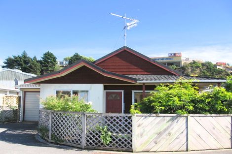 Photo of property in 6 Macalister Place, Miramar, Wellington, 6022