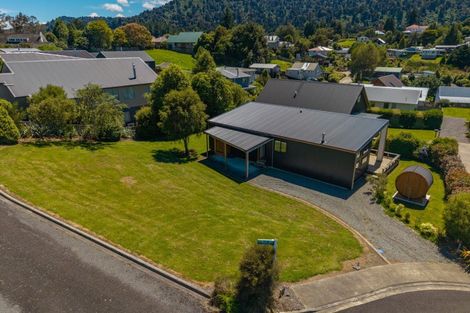 Photo of property in 22 Kowhai Heights, Ohakune, 4625