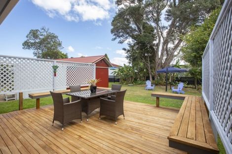 Photo of property in 31 Harbour View Road, Point Wells, 0986