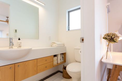 Photo of property in 394 The Esplanade, Island Bay, Wellington, 6023