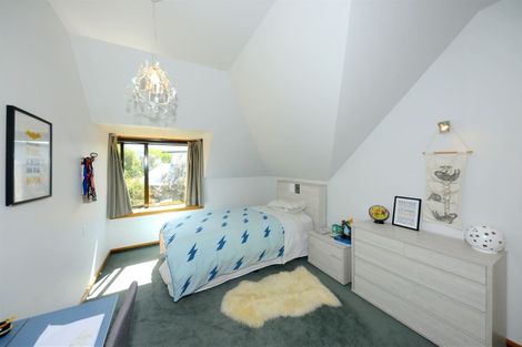 Photo of property in 33 O'connor Place, Burnside, Christchurch, 8053