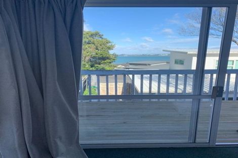 Photo of property in 2/20 Walter Street, Hauraki, Auckland, 0622
