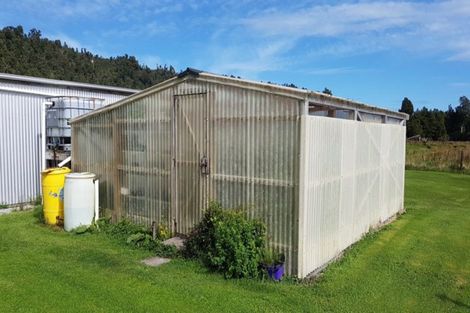 Photo of property in 751 La Fontaine Road, Harihari, 7884