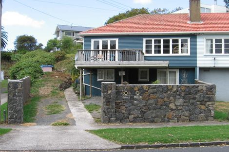 Photo of property in 1 Fulljames Avenue, Mount Roskill, Auckland, 1041