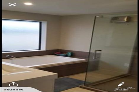 Photo of property in 1-2/184 High Street, Leeston, 7632