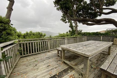 Photo of property in 7 Grove Road, Kelburn, Wellington, 6012