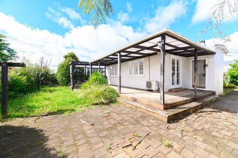 Photo of property in 31 Railway Street West, Papakura, 2110