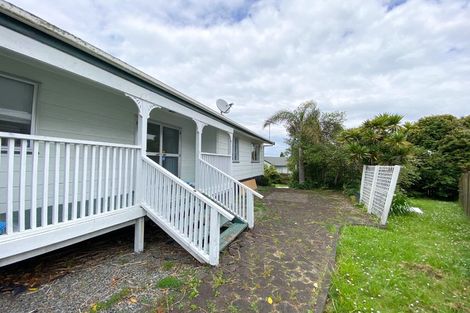 Photo of property in 129 Aviemore Drive, Highland Park, Auckland, 2010