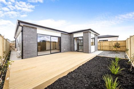 Photo of property in 1 Bannockburn Road, Opaheke, 2113