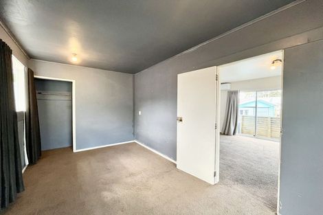 Photo of property in 25 Lendic Avenue, Henderson, Auckland, 0612