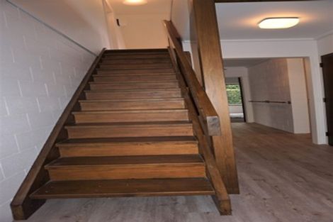 Photo of property in 25 Heatherlea Road East, Levin, 5571