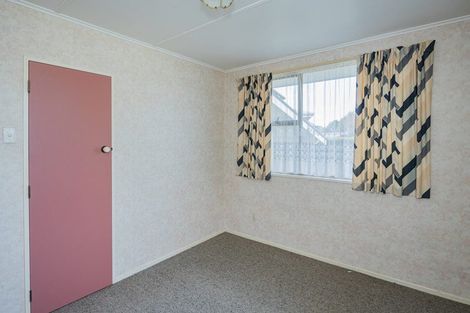 Photo of property in 18 Burn Street, Holmes Hill, Oamaru, 9401