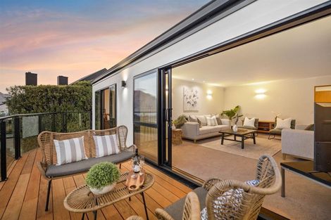 Photo of property in 7 Sunrise Lane, Queenstown, 9300