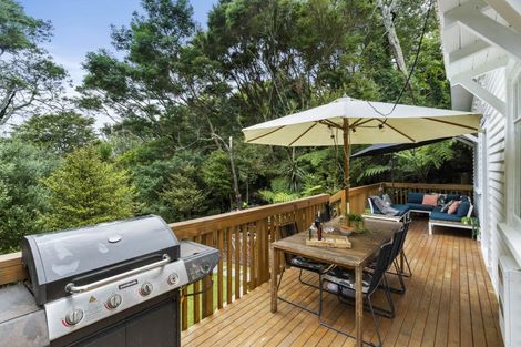 Photo of property in 1/6 Vonnell Place, Birkdale, Auckland, 0626