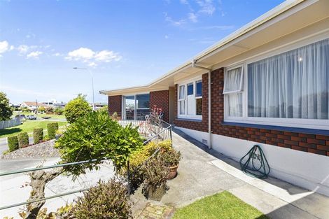 Photo of property in 1 Haukore Street, Hairini, Tauranga, 3112