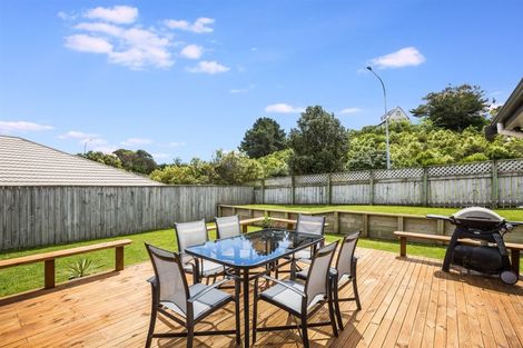 Photo of property in 12 Abel Glen, Aotea, Porirua, 5024