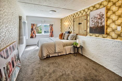 Photo of property in 35 Allen Terrace, Tawa, Wellington, 5028