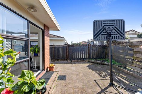 Photo of property in 1/77 Gloucester Road, Mount Maunganui, 3116