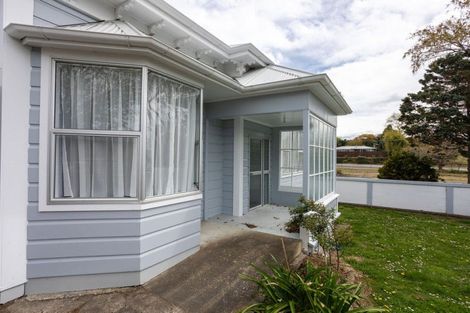 Photo of property in 27 Hospital Street, Dannevirke, 4930