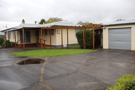 Photo of property in 86 Maxwells Line, Awapuni, Palmerston North, 4412