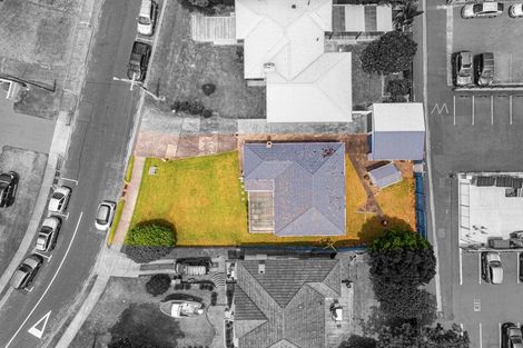 Photo of property in 6 Pitau Road, Mount Maunganui, 3116