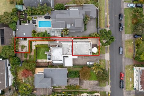 Photo of property in 1/2a Earnoch Avenue, Takapuna, Auckland, 0622