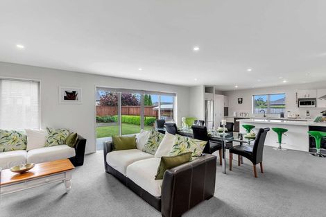 Photo of property in 17 Cameron Crescent, Rolleston, 7614