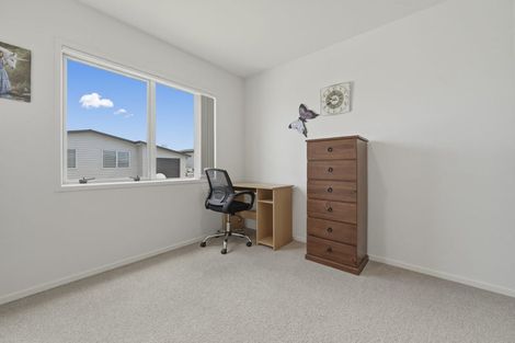 Photo of property in 11 Kamahi Crescent, Papamoa Beach, Papamoa, 3118