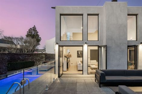 Photo of property in 100 Glandovey Road, Fendalton, Christchurch, 8052