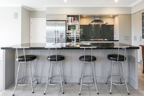 Photo of property in 21 Haast Place, Poraiti, Napier, 4112